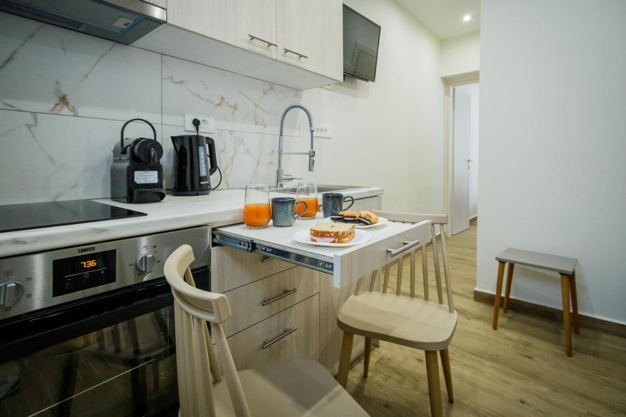 Central Corner Apts Закинтос Экстерьер фото