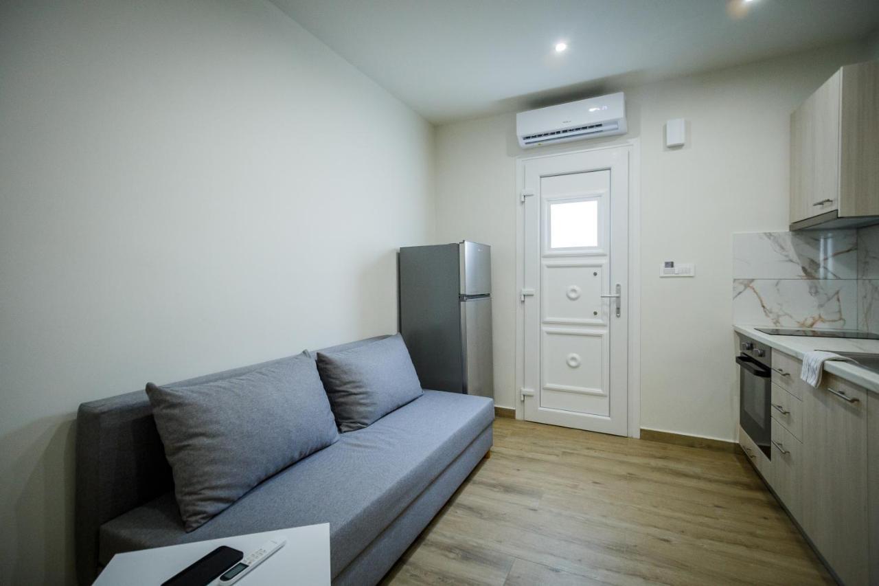 Central Corner Apts Закинтос Экстерьер фото